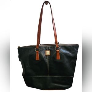 Lambskin Tobi Dooney and Bourke Purse